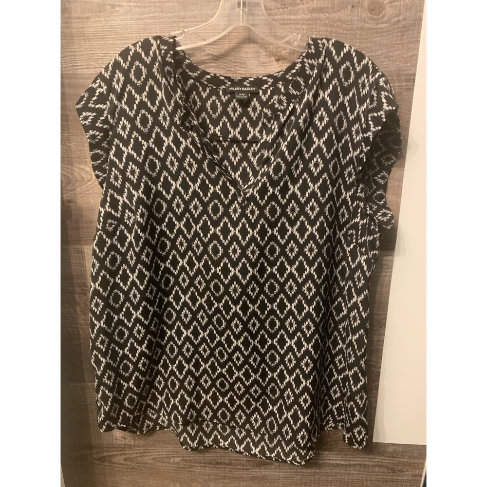 Hilary Radley Black and white top
